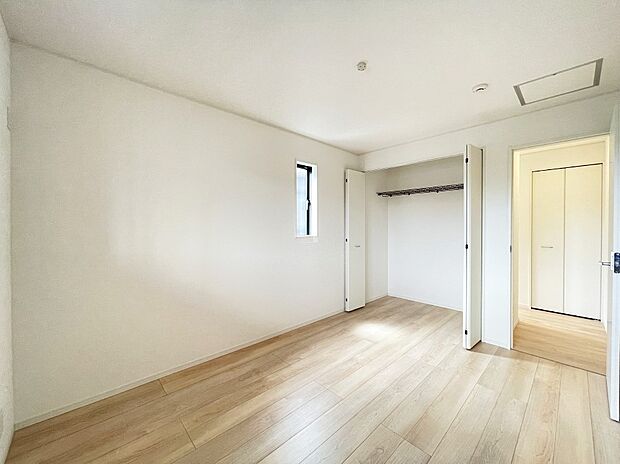 内装〜bedroom〜　 子供部屋にも嬉しい全居室収納スペース  　3号棟