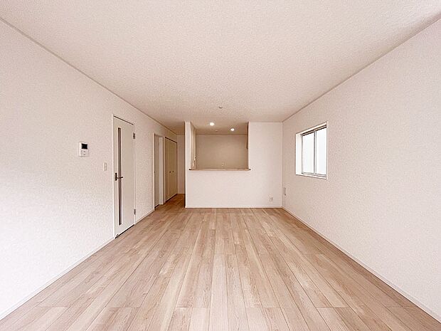 内装〜living room〜　 オープンでのびやかな空間を生み出す、こだわりの「広がり」と「ゆとり」  　3号棟