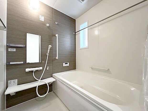 内装〜bathroom〜　 浴室乾燥機付で心地よいバスタイムを実現11号棟