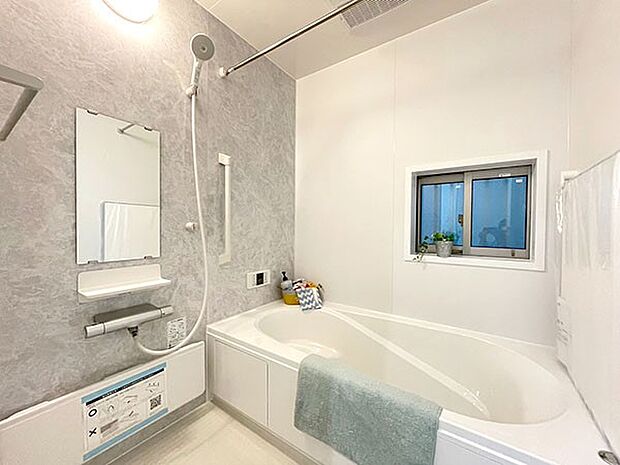 内装〜bathroom〜　 浴室乾燥機付で心地よいバスタイムを実現 　Ｇ号棟