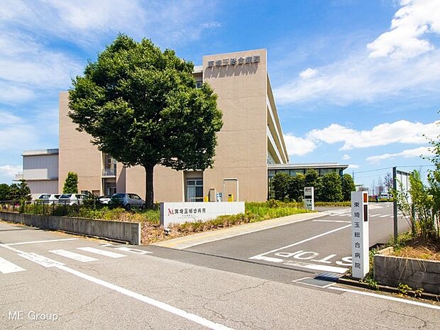 病院 2610m 東埼玉総合病院