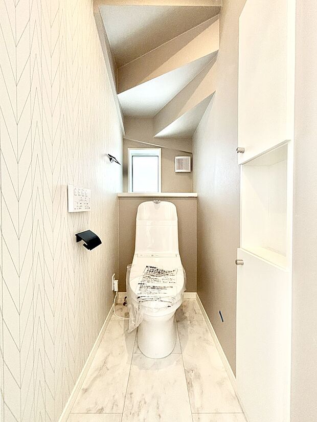 トイレは1階と2階それぞれに配置されていてとても便利です。 