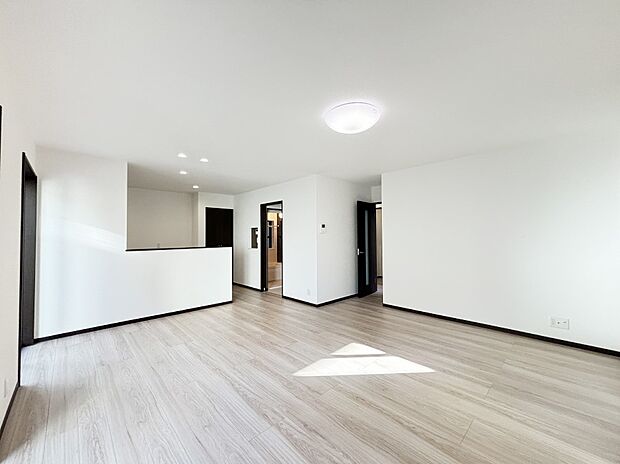 料理をしながらご家族との会話を楽しめる対面カウンターキッチン