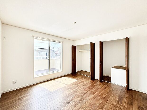 子供部屋にもおすすめな収納スペースたっぷりの居室