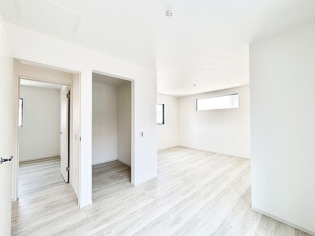 収納が充実しているので居住スペースを広々使えます