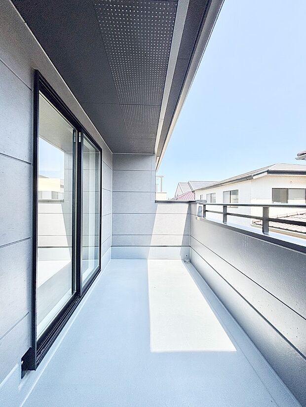 風通しの良いバルコニー