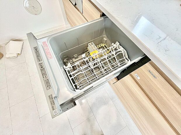 面倒なお片づけは食洗機にお任せ!家事の負担が減って、時間にも気持ちにもゆとりができます。