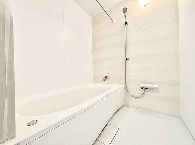 1日の疲れをリフレッシュできる、快適なバスタイムを演出してくれます