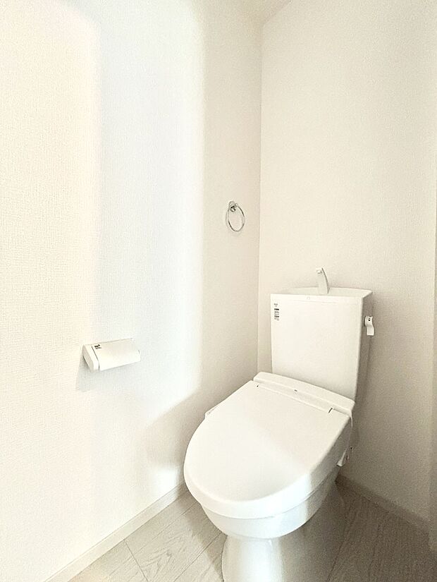 トイレは1階と2階それぞれに配置されていてとても便利です。