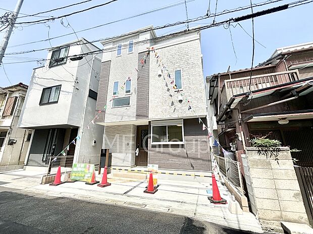 暮らしやすさと居心地の良さにこだわったシンプルで飽きのこないデザイン !