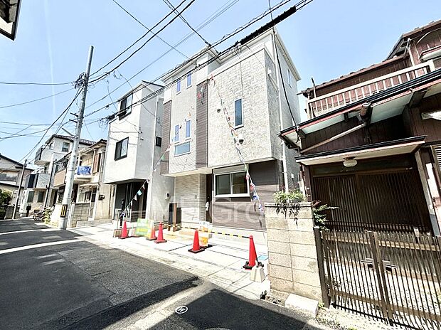 たっぷりの陽光と心地よい風が舞い込む住まい 