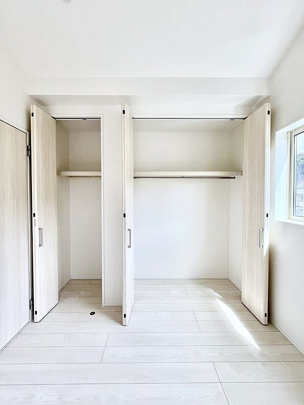 たっぷりの収納スペースで快適に暮らせそう