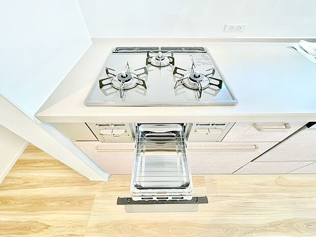 三口ガスコンロでお料理が一気にはかどりそう。