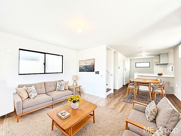 落ち着いた雰囲気のＬＤＫは家族みんなの快適空間※家具はCGです