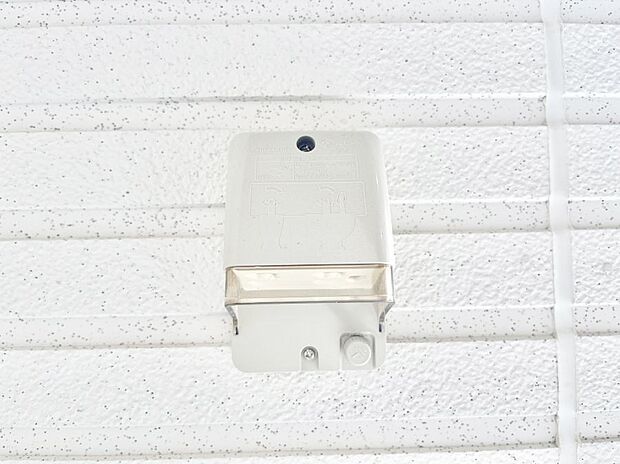 お掃除などに便利な外コンセント