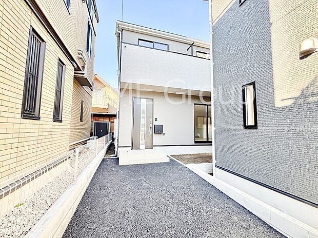 上質感あふれる外観デザイン。魅力の住まいを実現。