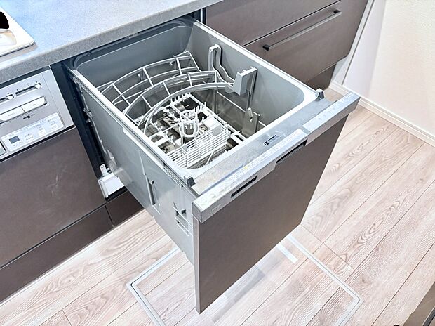 面倒なお片づけは食洗機にお任せ!家事の負担が減って、時間にも気持ちにもゆとりができます。