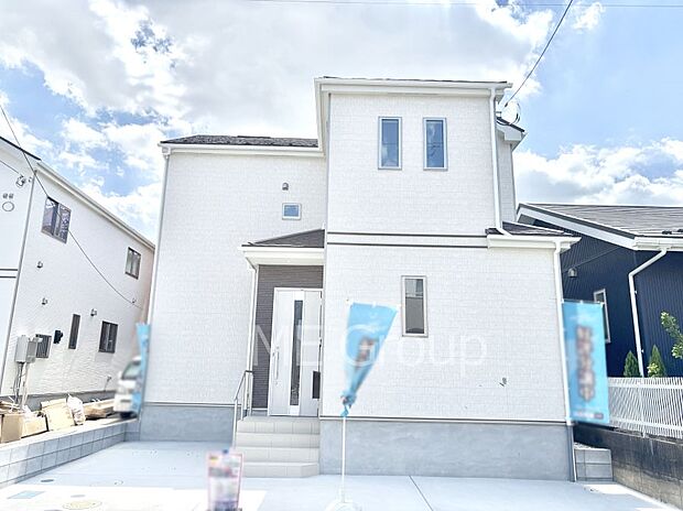 洗練された外観、上質な住空間が広がる室内は永く安心して過ごせる住居です。