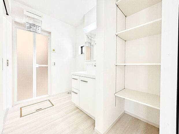 上質な洗面空間がゆとりの時間を演出