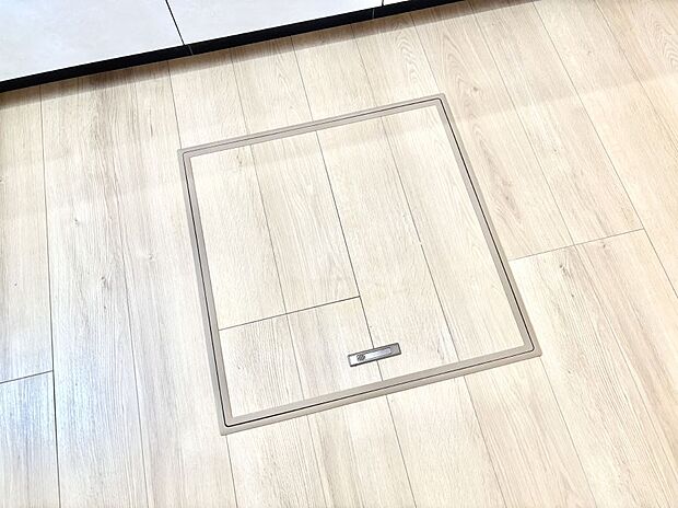 床下収納付き！日用品・非常用品の収納にも大活躍。