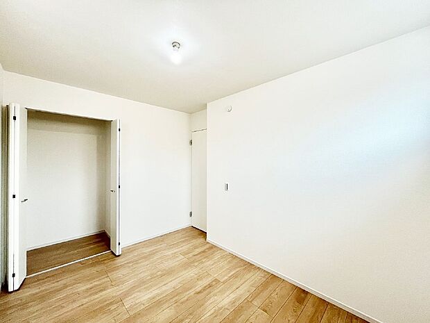 収納が充実しているので居住スペースを広々使えます