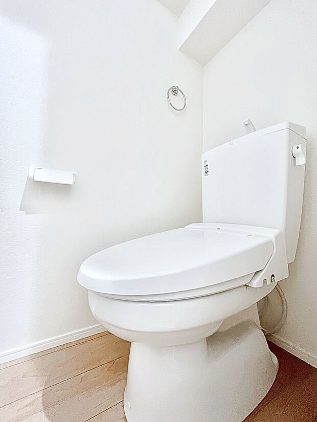 トイレは1階と2階それぞれに配置されていてとても便利です。 