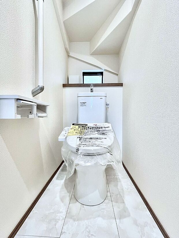 トイレは1階と2階それぞれに配置されていてとても便利です。 