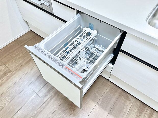 面倒なお片づけは食洗機にお任せ!家事の負担が減って、時間にも気持ちにもゆとりができます。