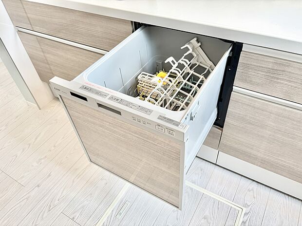 面倒なお片づけは食洗機にお任せ!家事の負担が減って、時間にも気持ちにもゆとりができます。