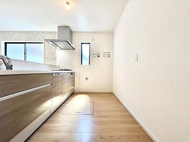 ゆとりあるキッチンではご家族と楽しくお料理ができます。