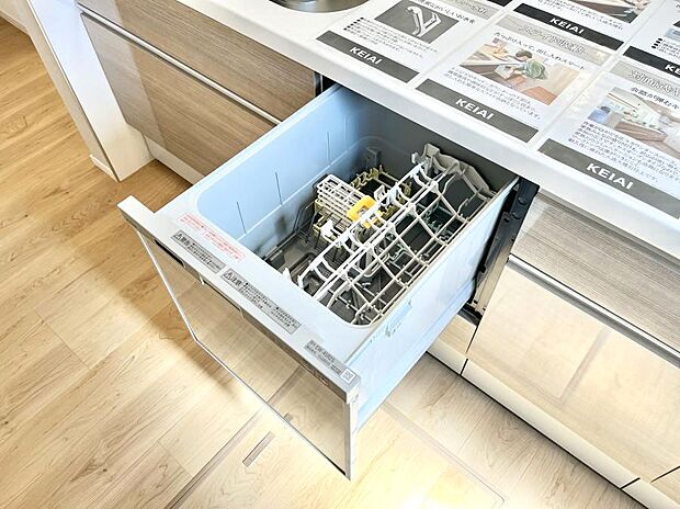 面倒なお片づけは食洗機にお任せ！家事の負担が減って、時間にも気持ちにもゆとりができます。