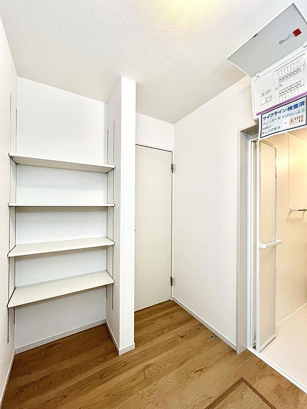 便利なリネン庫で、スッキリした使いやすい洗面室に  