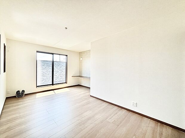 2面採光を確保した明るい空間。家族みんなが快適な暮らしを実現する設計です。  