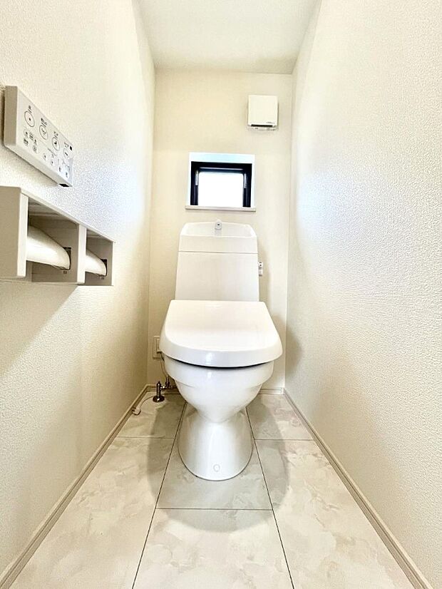 トイレは1階と2階それぞれに配置されていてとても便利です。