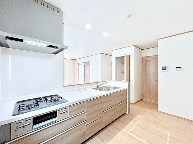 毎日使うキッチンだから、使いやすさ＆お手入れのしやすさにこだわりました。 