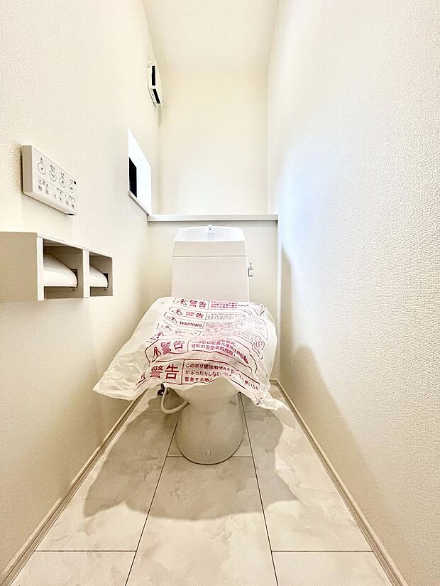 トイレは1階と2階それぞれに配置されていてとても便利です。 