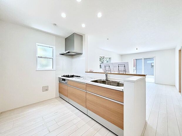 カウンター越しにお話しをしながら毎日のお料理をもっと楽しく