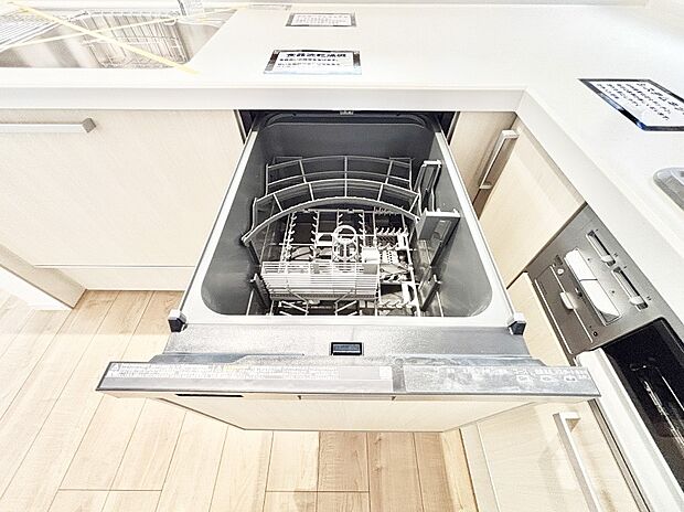 面倒なお片づけは食洗機にお任せ!家事の負担が減って、時間にも気持ちにもゆとりができます。