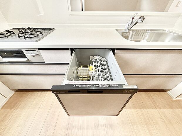 面倒なお片づけは食洗機にお任せ!家事の負担が減って、時間にも気持ちにもゆとりができます。