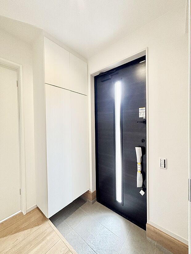 家族の帰宅やお客様をあたたかく迎える玄関