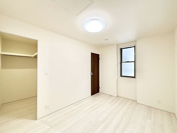 収納が充実しているので居住スペースを広々使えます