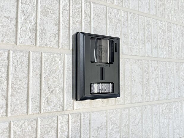 ＴＶモニター付インターホンでセキュリティ面にも配慮。