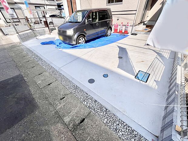 駐車2台可能！急なお客様の駐車に。また、ご家族の自転車スペースとしても大活躍。