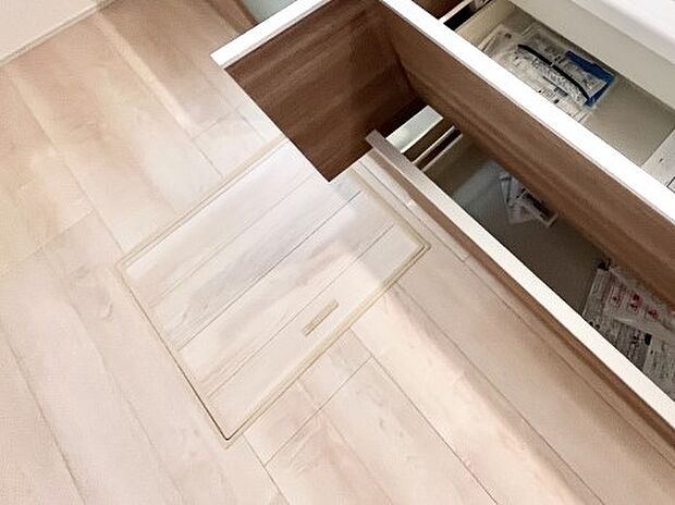 床下収納付き！日用品・非常用品の収納にも大活躍。