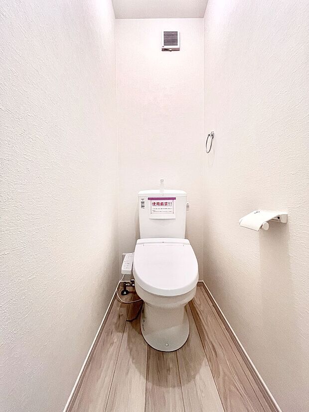 トイレは1階と2階それぞれに配置されていてとても便利です。 