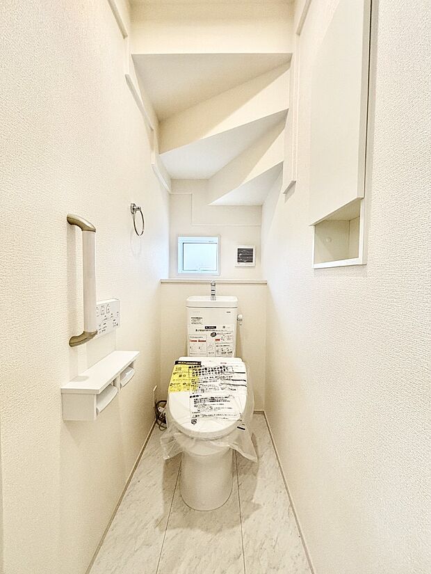 トイレは1階と2階それぞれに配置されていてとても便利です。 