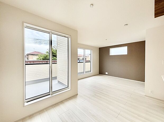 家族の笑顔が自然と生まれてくる、そんな雰囲気のダイニングに仕上がっています 