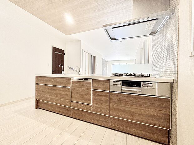 お料理を効率的に、楽しく！システムキッチン  