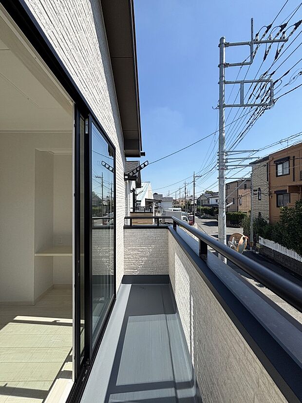 風通しの良いバルコニー  