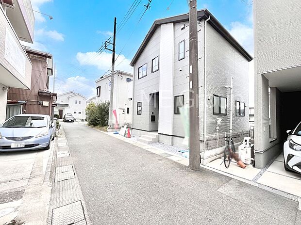 たっぷりの陽光と心地よい風が舞い込む住まい